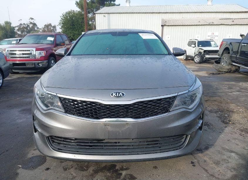 Photo 13 of 2016 Kia Optima LX (VIN 5XXGT4L36GG101412)