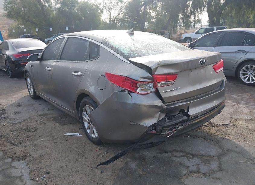Photo 3 of 2016 Kia Optima LX (VIN 5XXGT4L36GG101412)