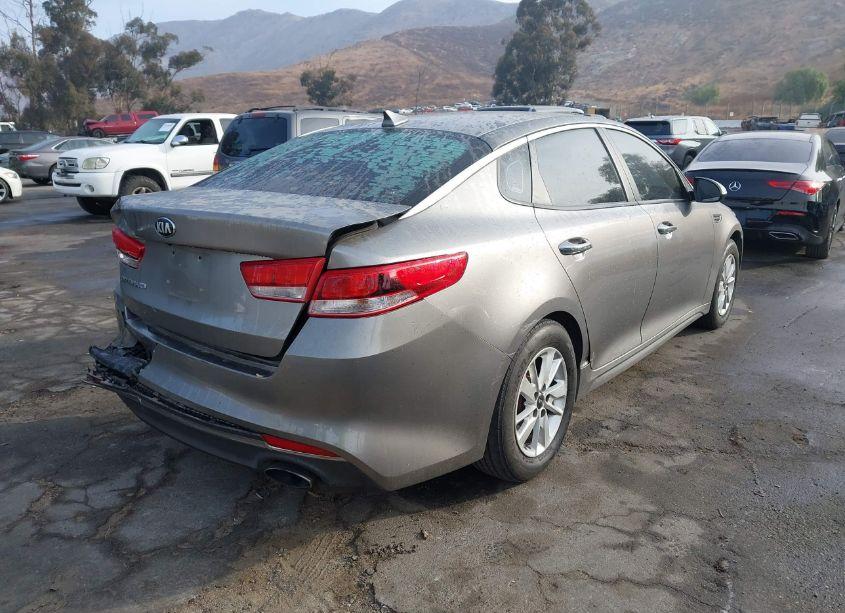 Photo 4 of 2016 Kia Optima LX (VIN 5XXGT4L36GG101412)
