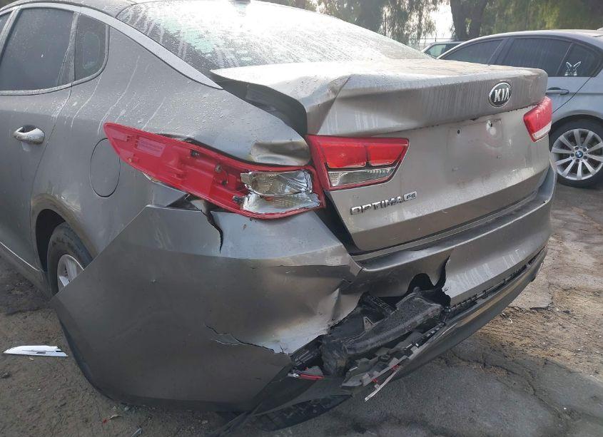 Photo 6 of 2016 Kia Optima LX (VIN 5XXGT4L36GG101412)