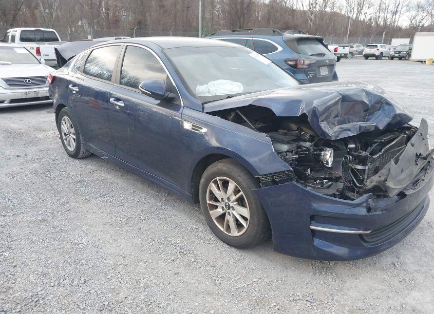 2016 Kia Optima LX (VIN 5XXGT4L36GG109395) main photo