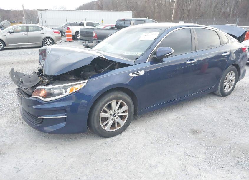 Photo 2 of 2016 Kia Optima LX (VIN 5XXGT4L36GG109395)