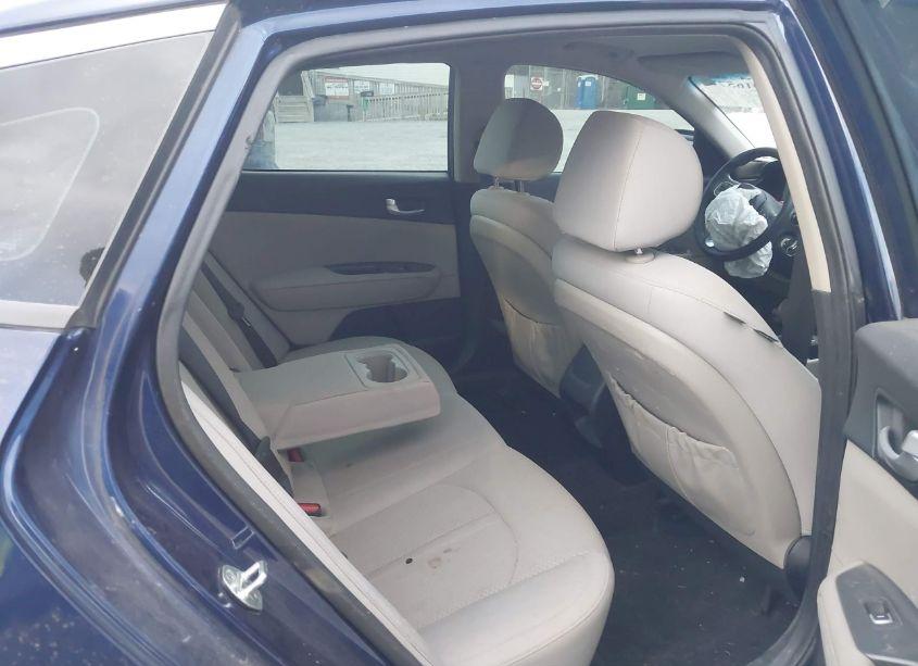 Photo 8 of 2016 Kia Optima LX (VIN 5XXGT4L36GG109395)