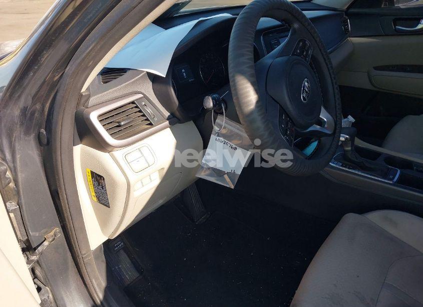 Photo 17 of 2016 Kia Optima LX (VIN 5XXGT4L36GG118050)