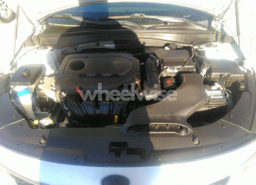 Photo 10 of 2016 Kia Optima LX (VIN 5XXGT4L36GG120039)