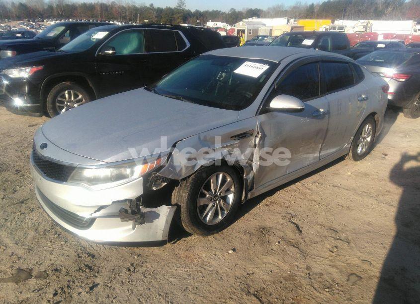 Photo 2 of 2016 Kia Optima LX (VIN 5XXGT4L36GG120039)