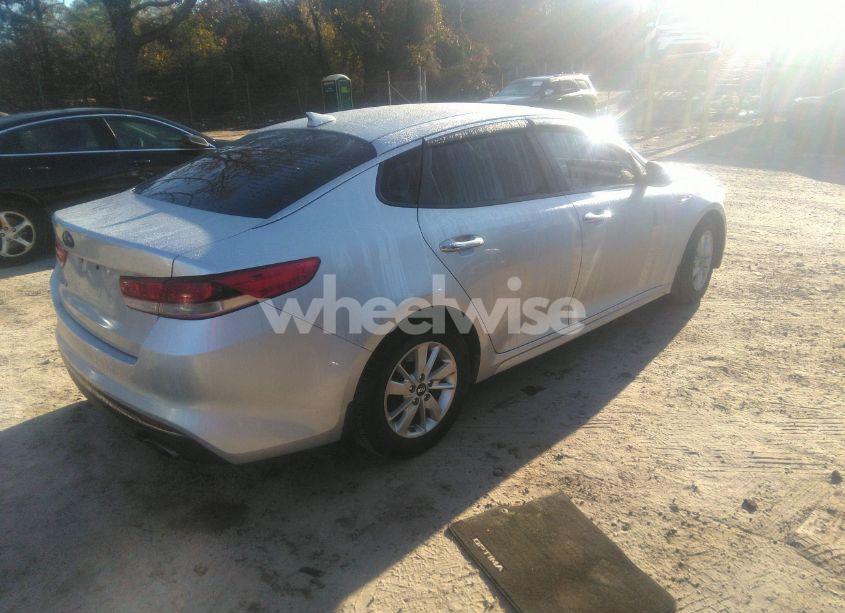 Photo 4 of 2016 Kia Optima LX (VIN 5XXGT4L36GG120039)