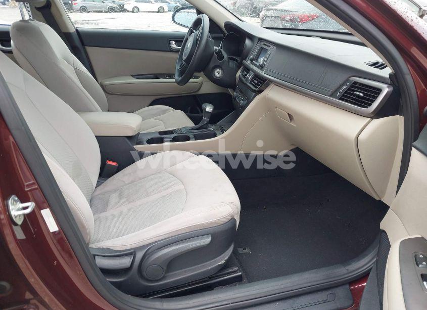 Photo 5 of 2016 Kia Optima LX (VIN 5XXGT4L36GG121370)