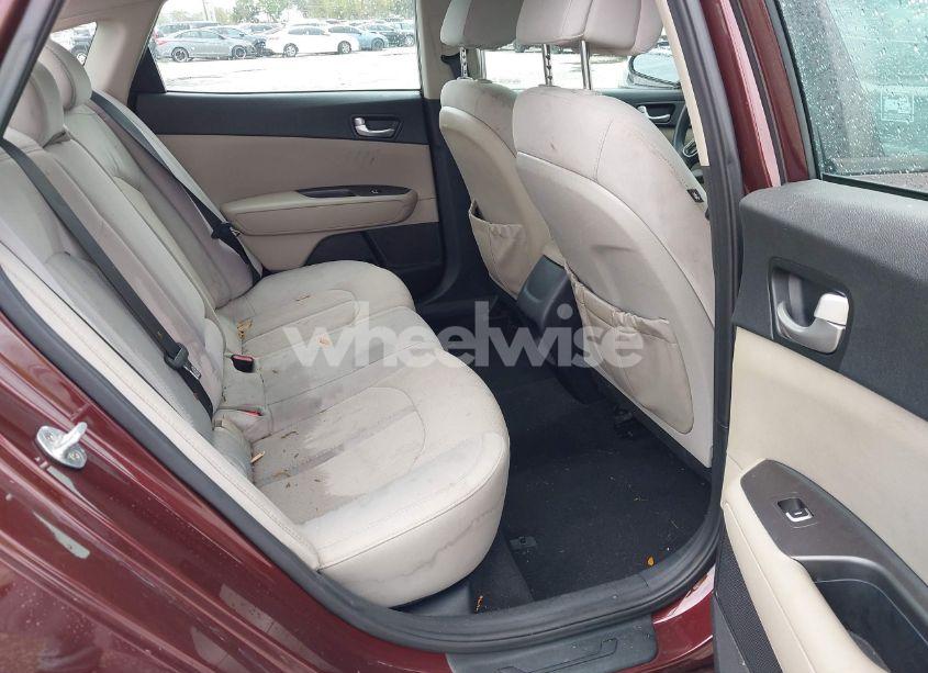 Photo 8 of 2016 Kia Optima LX (VIN 5XXGT4L36GG121370)