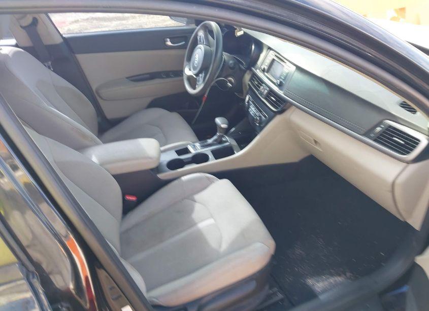 Photo 5 of 2017 Kia Optima LX (VIN 5XXGT4L36HG131706)