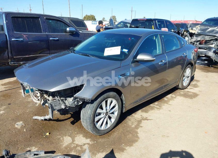 Photo 2 of 2017 Kia Optima LX (VIN 5XXGT4L36HG133181)