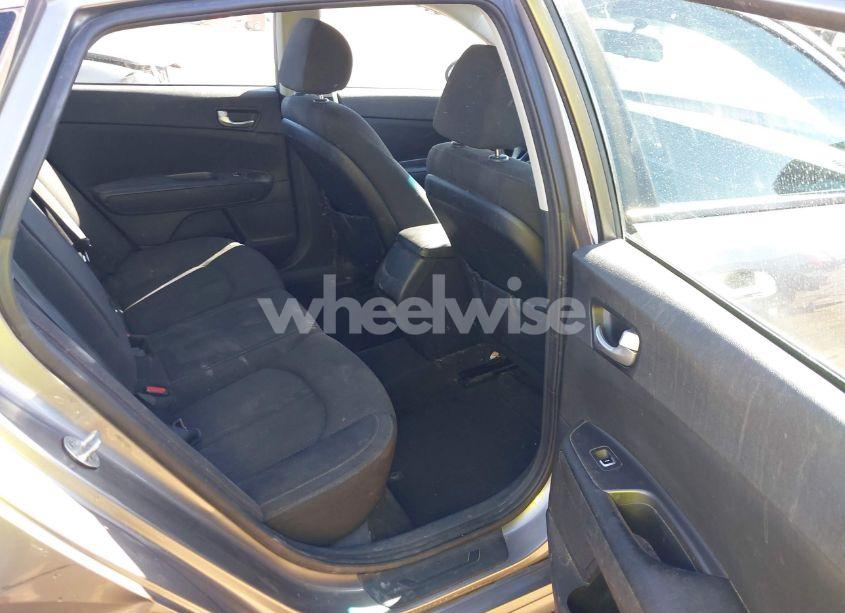 Photo 8 of 2017 Kia Optima LX (VIN 5XXGT4L36HG133181)