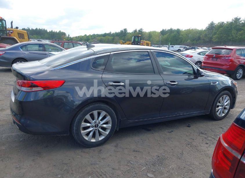 Photo 13 of 2017 Kia Optima LX (VIN 5XXGT4L36HG133813)