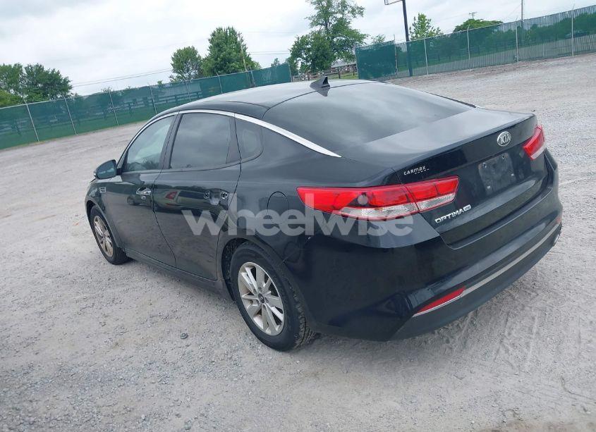 Photo 3 of 2017 Kia Optima LX (VIN 5XXGT4L36HG152832)