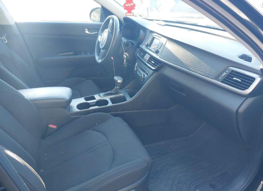 Photo 5 of 2017 Kia Optima LX (VIN 5XXGT4L36HG157075)