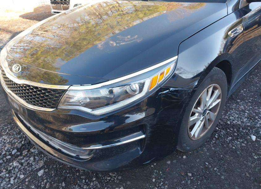Photo 6 of 2017 Kia Optima LX (VIN 5XXGT4L36HG157075)