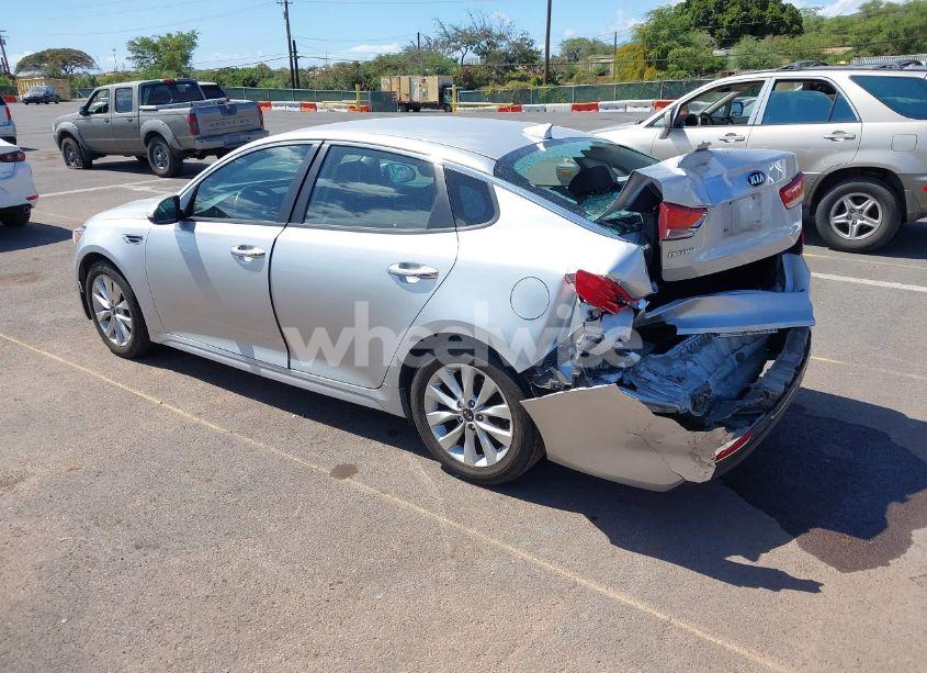 Photo 3 of 2017 Kia Optima LX (VIN 5XXGT4L36HG164429)