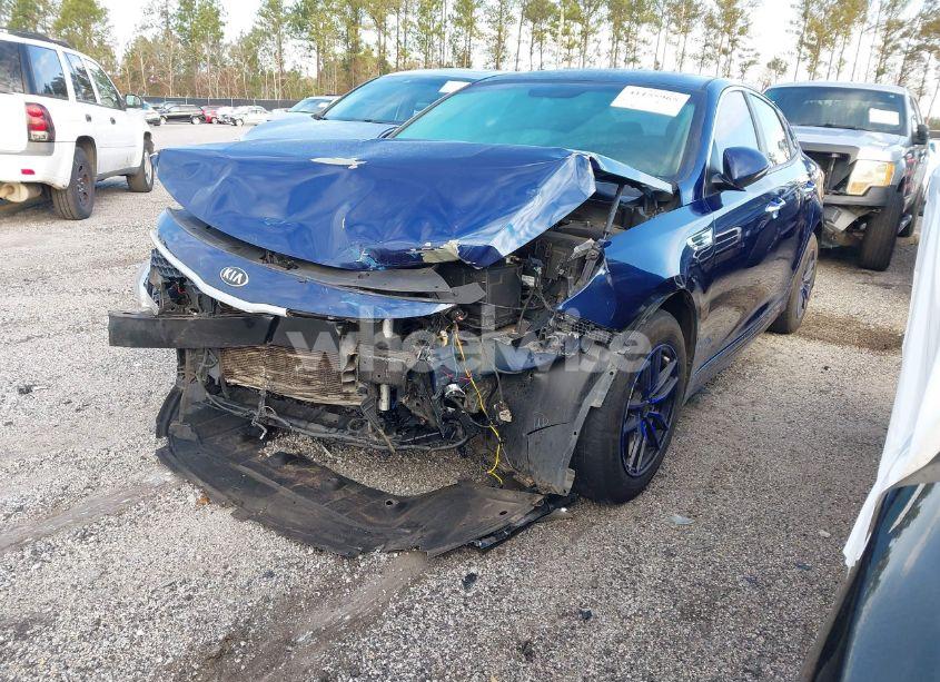 Photo 2 of 2017 Kia Optima LX (VIN 5XXGT4L36HG170344)