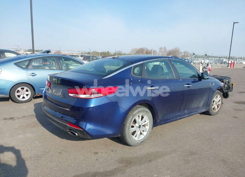 Photo 4 of 2017 Kia Optima LX (VIN 5XXGT4L36HG170392)