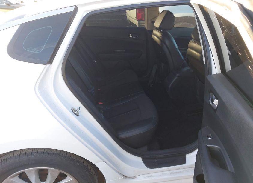 Photo 8 of 2018 Kia Optima S (VIN 5XXGT4L36JG187120)