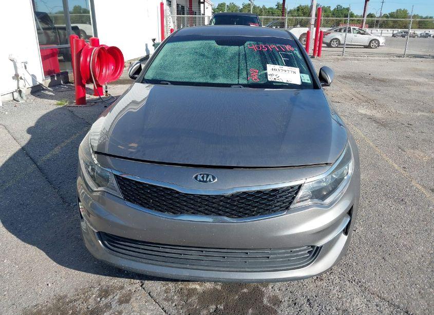Photo 6 of 2018 Kia Optima LX (VIN 5XXGT4L36JG196108)