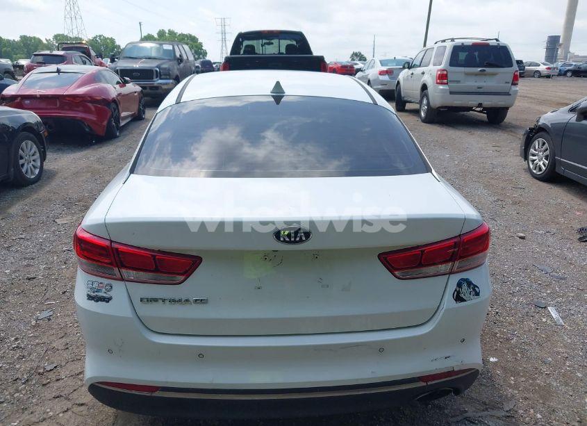 Photo 16 of 2018 Kia Optima LX (VIN 5XXGT4L36JG210914)