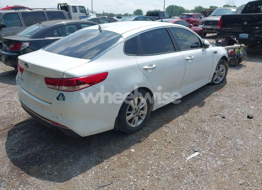 Photo 4 of 2018 Kia Optima LX (VIN 5XXGT4L36JG210914)