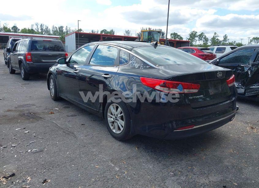 Photo 3 of 2018 Kia Optima LX (VIN 5XXGT4L36JG222710)
