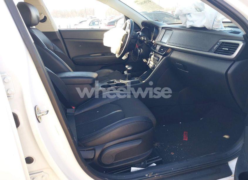 Photo 5 of 2018 Kia Optima S (VIN 5XXGT4L36JG234209)