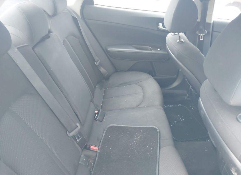 Photo 8 of 2018 Kia Optima LX (VIN 5XXGT4L36JG234596)