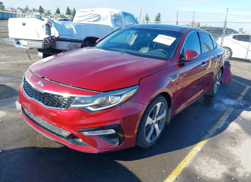 Photo 2 of 2019 Kia Optima S (VIN 5XXGT4L36KG282181)