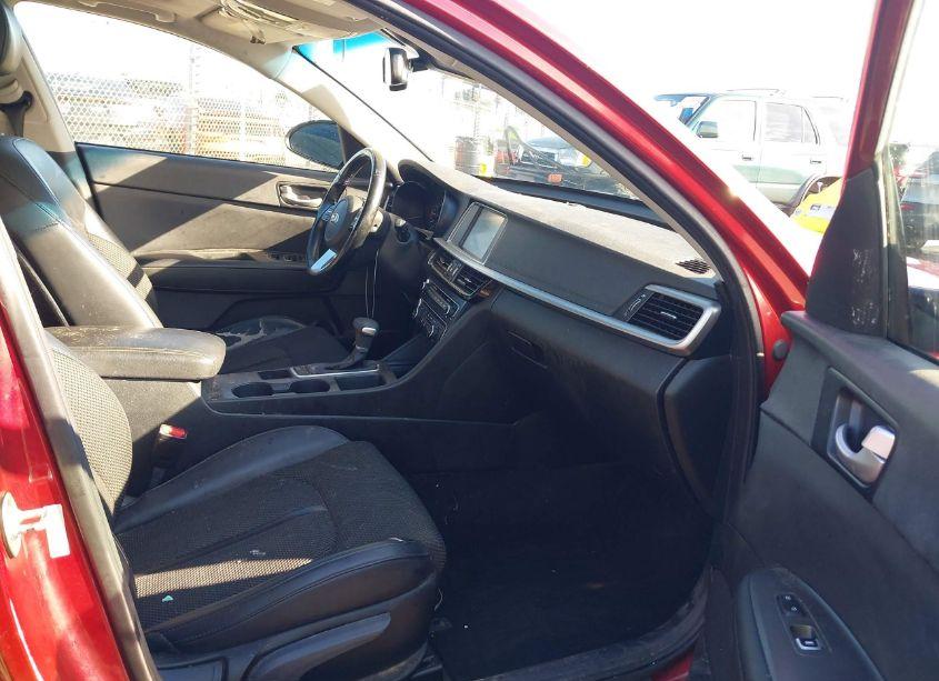 Photo 5 of 2019 Kia Optima S (VIN 5XXGT4L36KG282181)