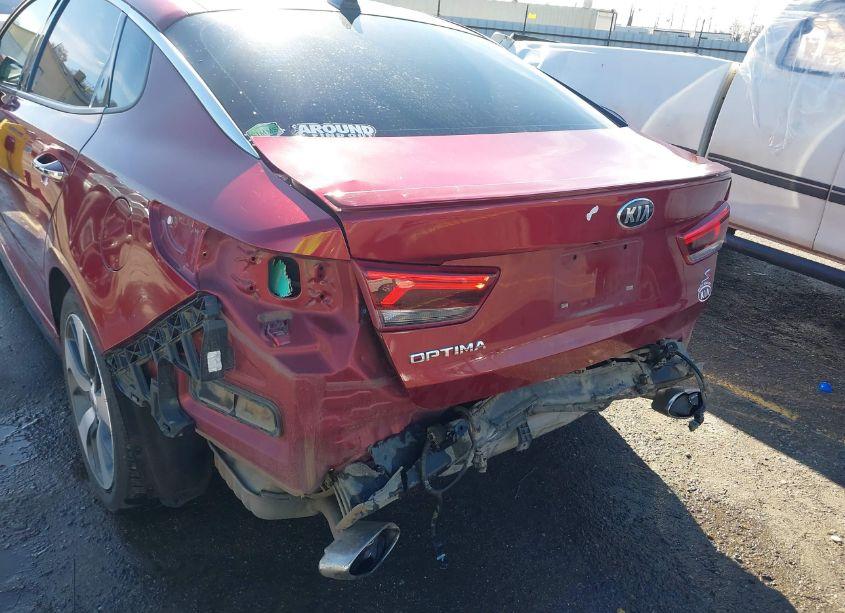 Photo 6 of 2019 Kia Optima S (VIN 5XXGT4L36KG282181)