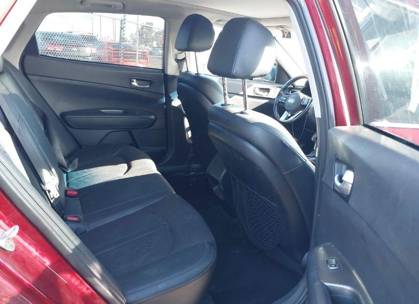 Photo 8 of 2019 Kia Optima S (VIN 5XXGT4L36KG282181)