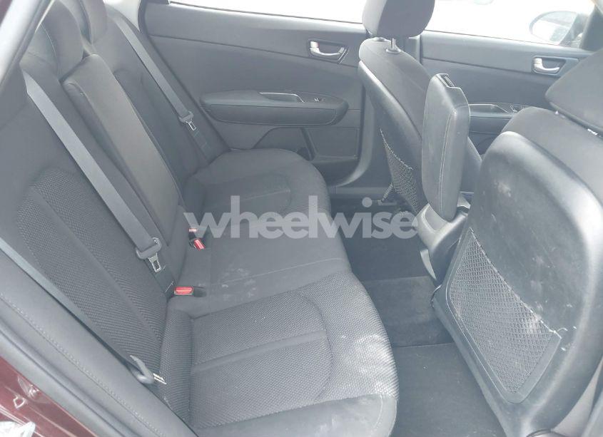 Photo 8 of 2019 Kia Optima LX (VIN 5XXGT4L36KG284965)