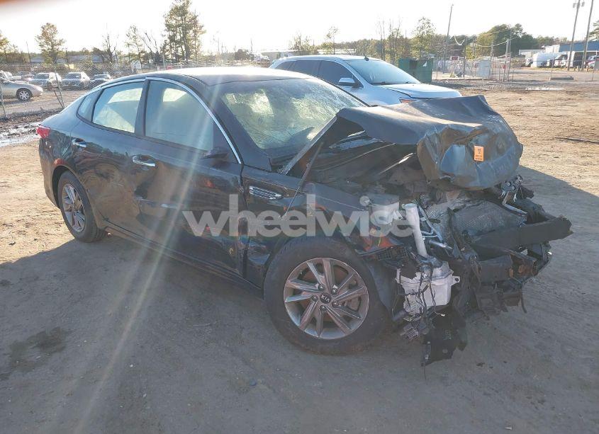 2019 Kia Optima LX (VIN 5XXGT4L36KG296968) main photo