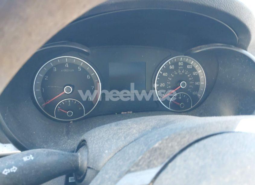 Photo 7 of 2019 Kia Optima LX (VIN 5XXGT4L36KG296968)