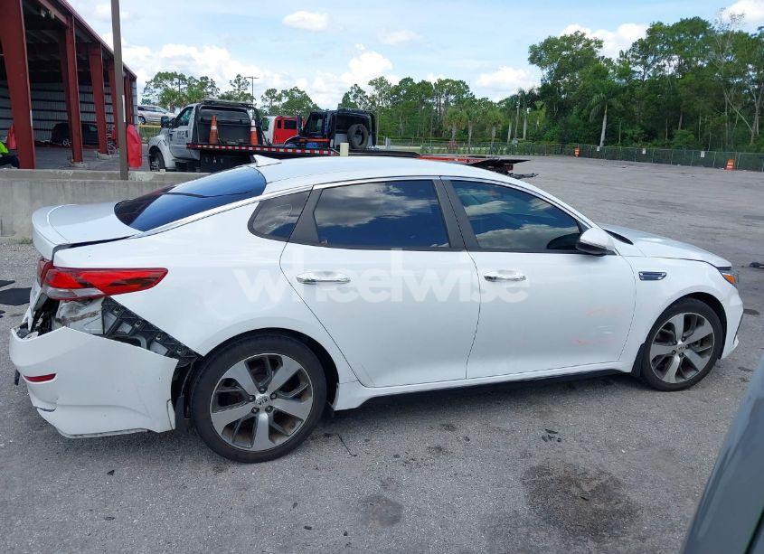 Photo 14 of 2019 Kia Optima S (VIN 5XXGT4L36KG310304)