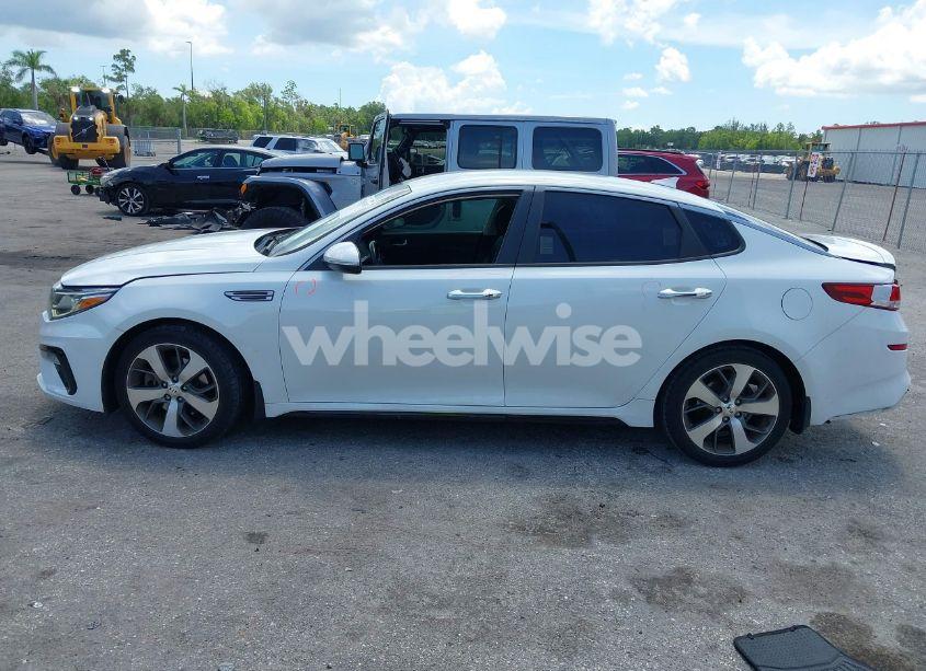 Photo 15 of 2019 Kia Optima S (VIN 5XXGT4L36KG310304)