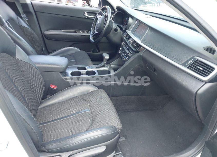 Photo 5 of 2019 Kia Optima S (VIN 5XXGT4L36KG310304)