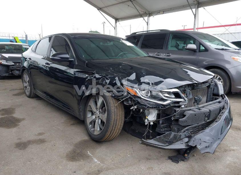 2019 Kia Optima S (VIN 5XXGT4L36KG330178) main photo