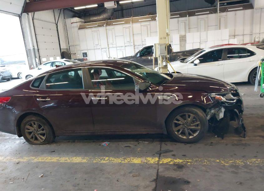 Photo 13 of 2019 Kia Optima LX (VIN 5XXGT4L36KG337213)