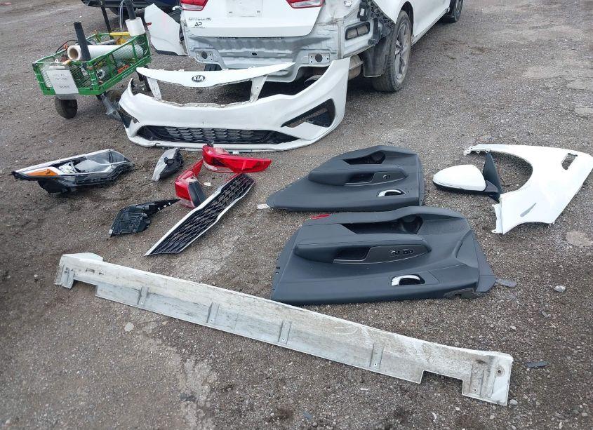 Photo 12 of 2019 Kia Optima LX (VIN 5XXGT4L36KG345618)