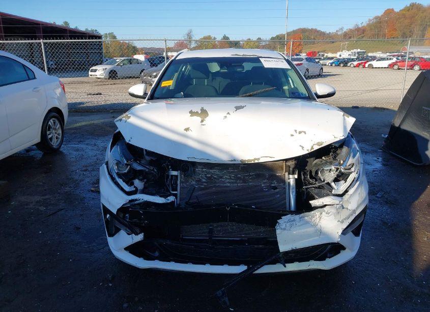 Photo 12 of 2019 Kia Optima LX (VIN 5XXGT4L36KG347112)