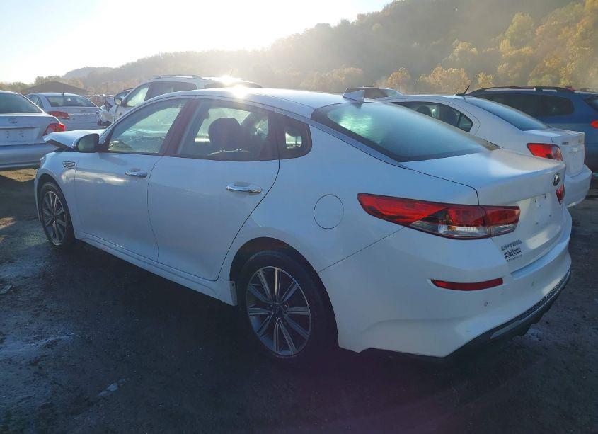 Photo 3 of 2019 Kia Optima LX (VIN 5XXGT4L36KG347112)