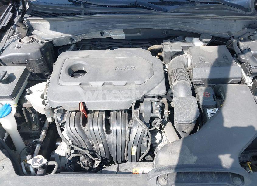 Photo 10 of 2019 Kia Optima LX (VIN 5XXGT4L36KG350219)