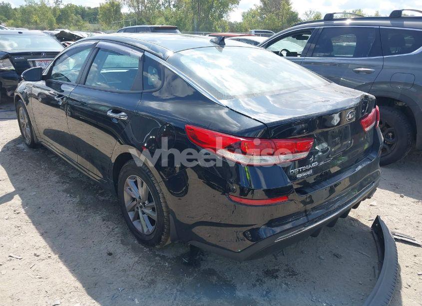 Photo 3 of 2019 Kia Optima LX (VIN 5XXGT4L36KG350219)