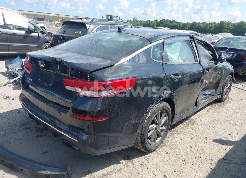Photo 4 of 2019 Kia Optima LX (VIN 5XXGT4L36KG350219)