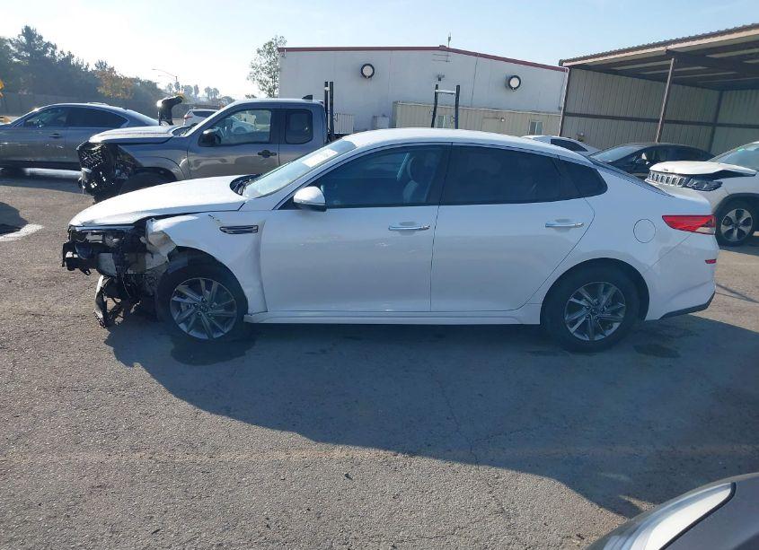 Photo 14 of 2019 Kia Optima LX (VIN 5XXGT4L36KG351077)
