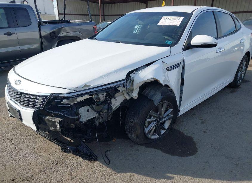 Photo 6 of 2019 Kia Optima LX (VIN 5XXGT4L36KG351077)